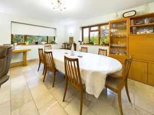 MAIN LOUNGE DINING AREA- click for photo gallery